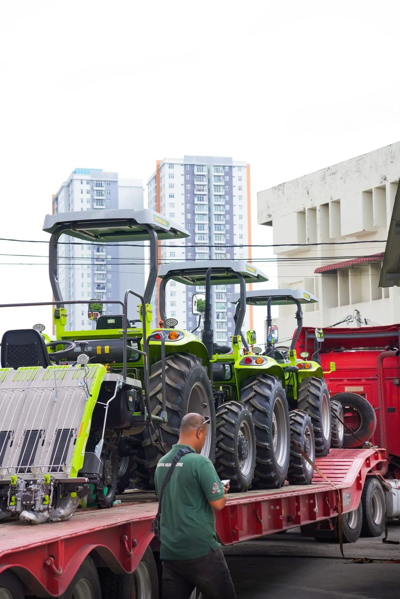 Zoomlion Authorized Dealer Ipoh | Farm Track - 1
