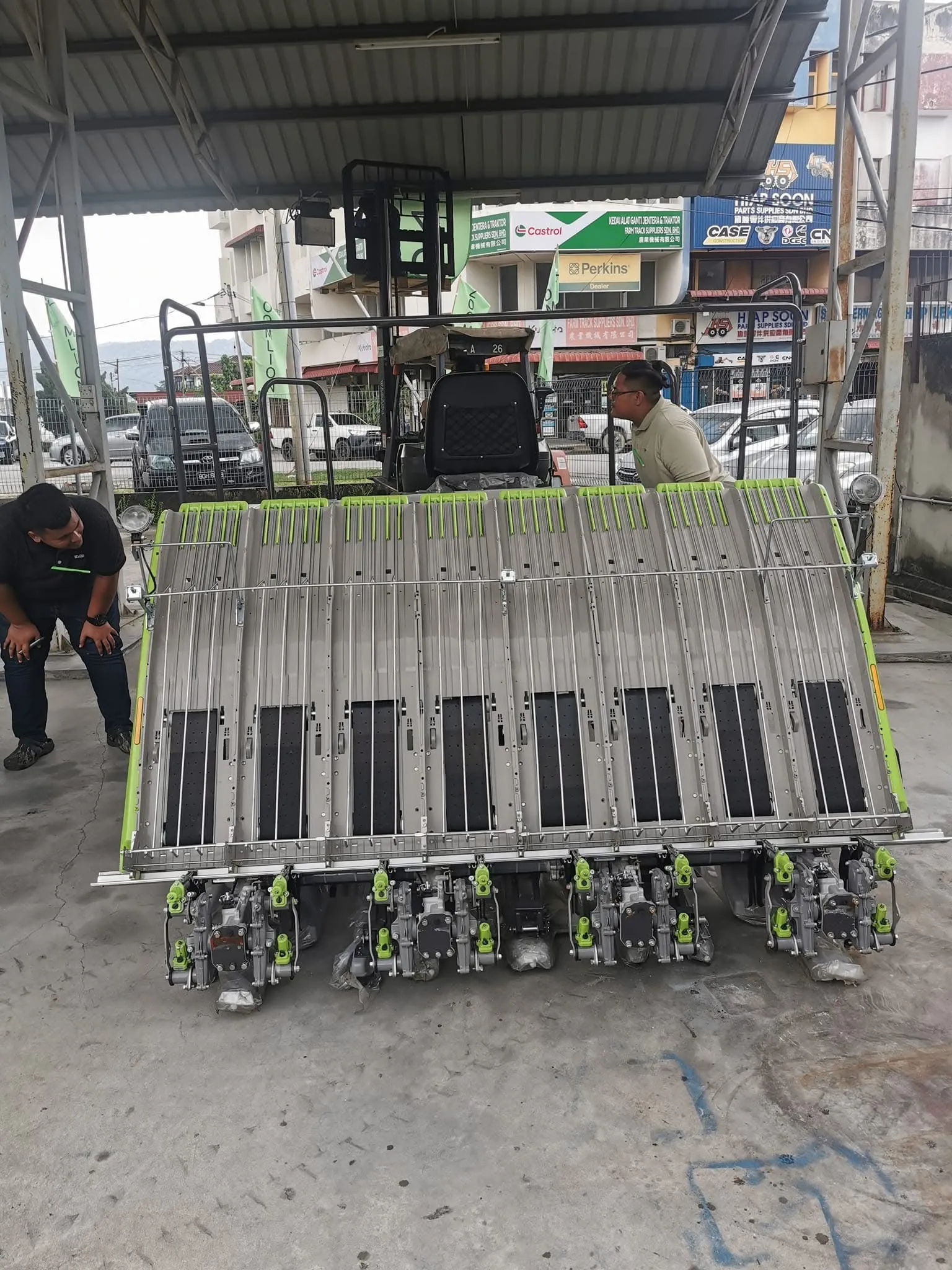 Zoomlion Authorized Dealer Ipoh | Farm Track - 9